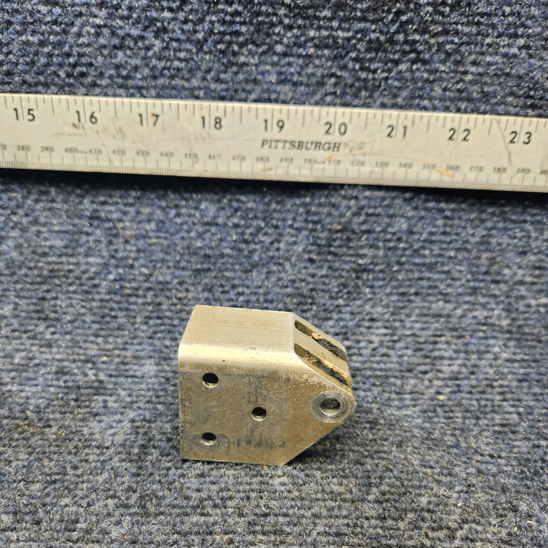 Used aircraft parts for sale, 950092-501 Mooney M20K LUG ENGINE RETRACT