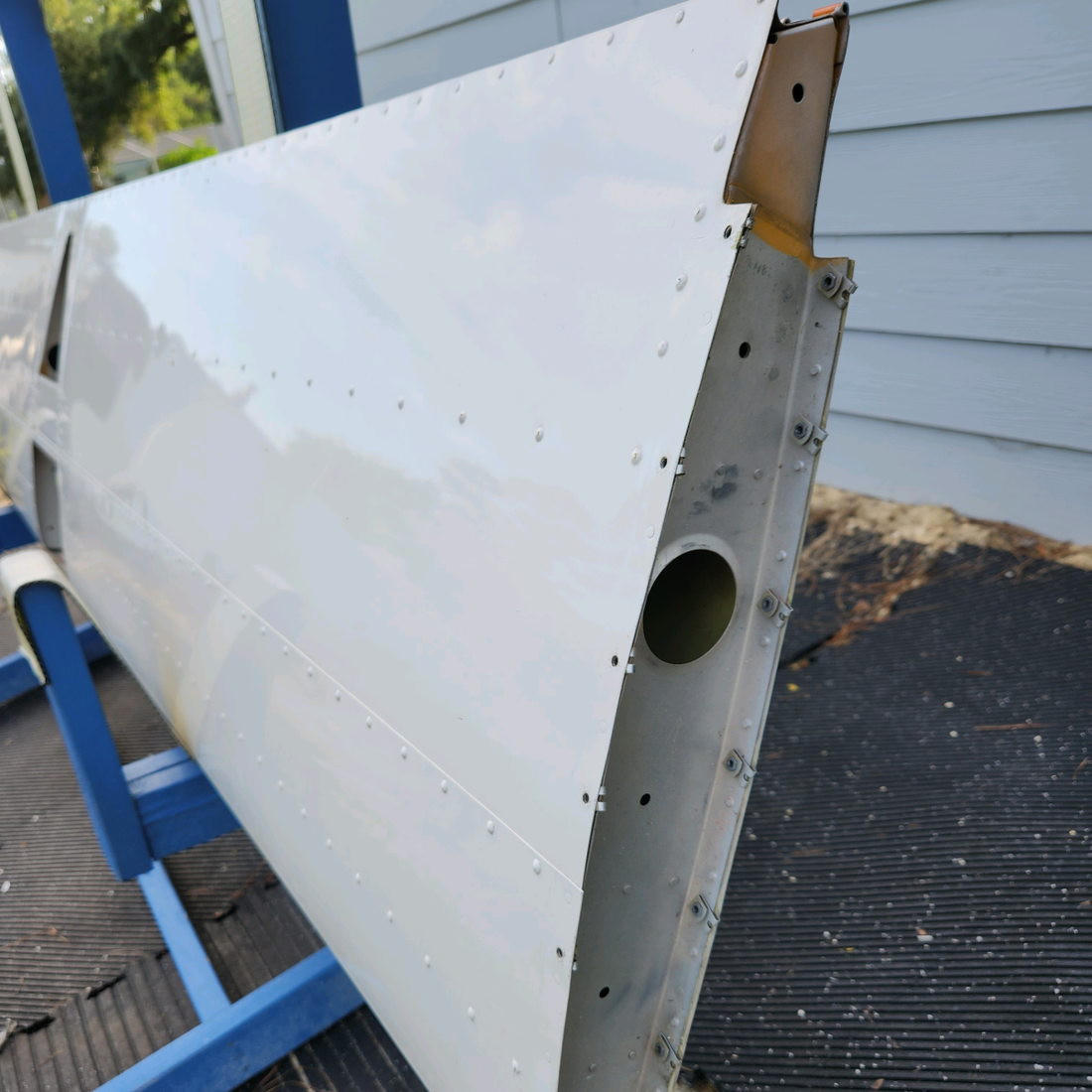 Used aircraft parts for sale, 169-620000-661 Beechcraft C23 SUNDOWNER STRABILATOR ASSY