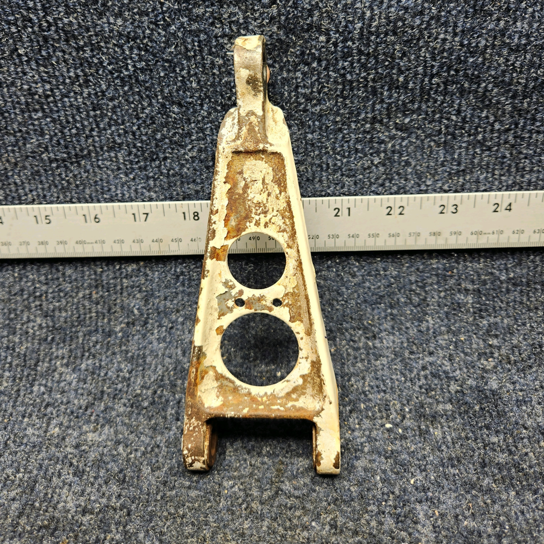 Used aircraft parts for sale, 45-815011-6 BEECHCRAFT F35 MAIN GEAR TORQUE LINK ASSY UPPER