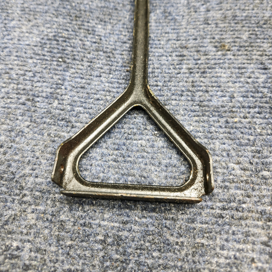 Used aircraft parts for sale, 0411564 Cessna CESSNA C172RG RUDDER PEDAL ARM