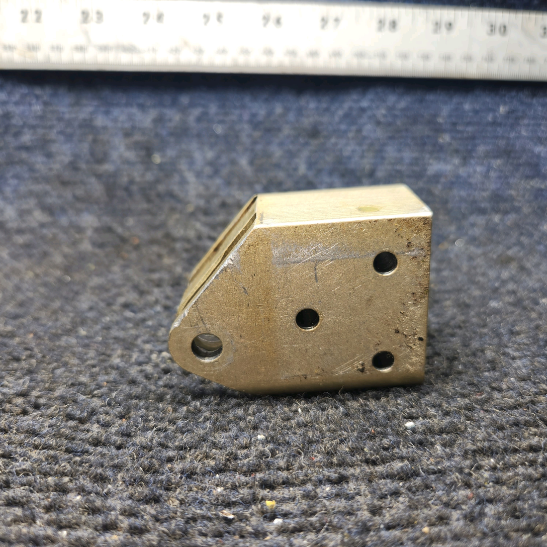 Used aircraft parts for sale, 950092-501 Mooney M20J Actuator Attach Lug