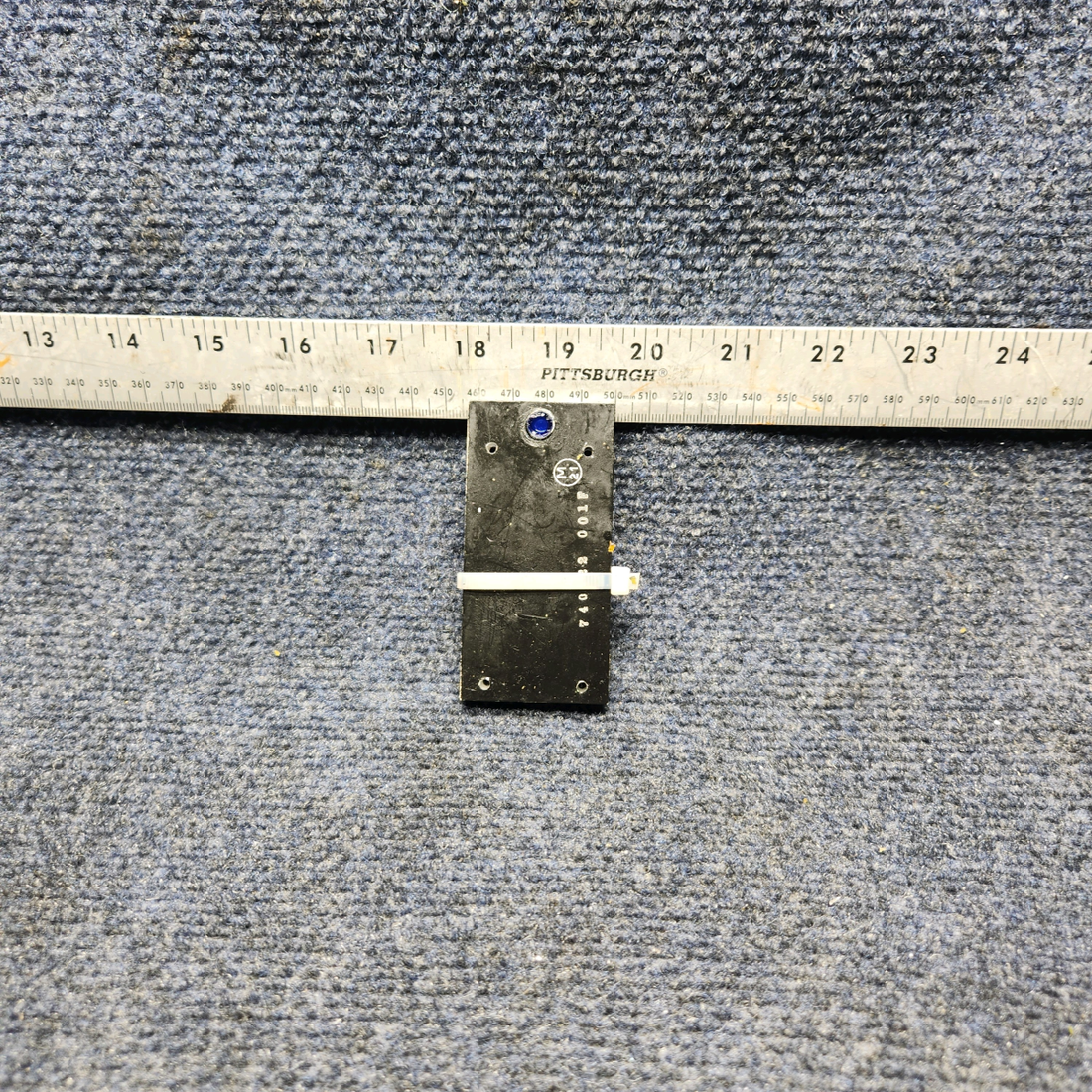 Used aircraft parts for sale, 740222-001, 740191-505 Mooney M20J FLAP TRIM INDICATOR ASSEMBLY- NO LAMP.