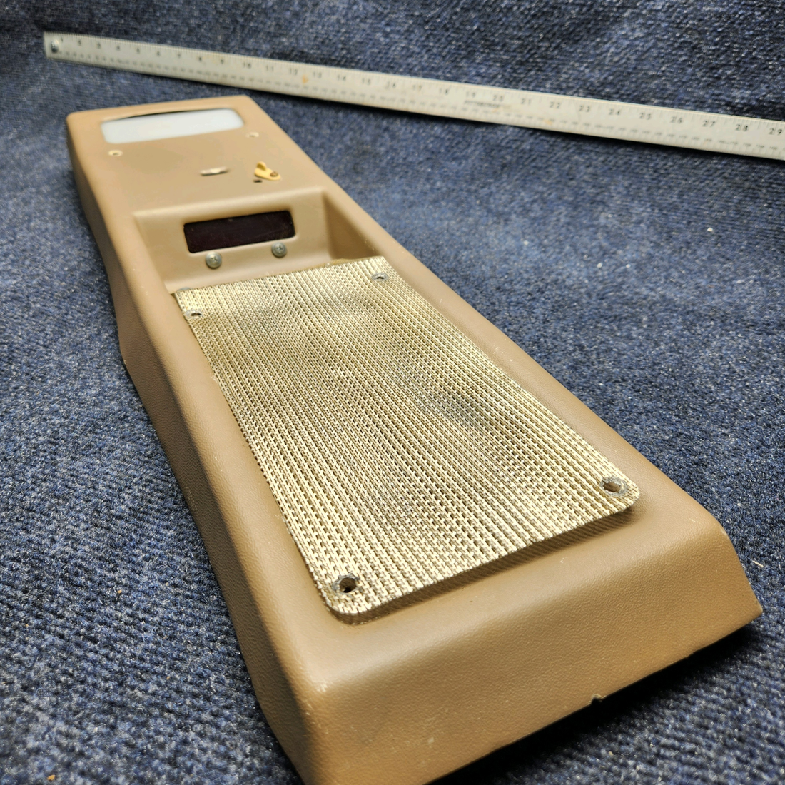 Used aircraft parts for sale, 169-364031-1 Beechcraft C23 SUNDOWNER SPEAKER & LIGHT INSTALLATION CABIN OVERHEAD