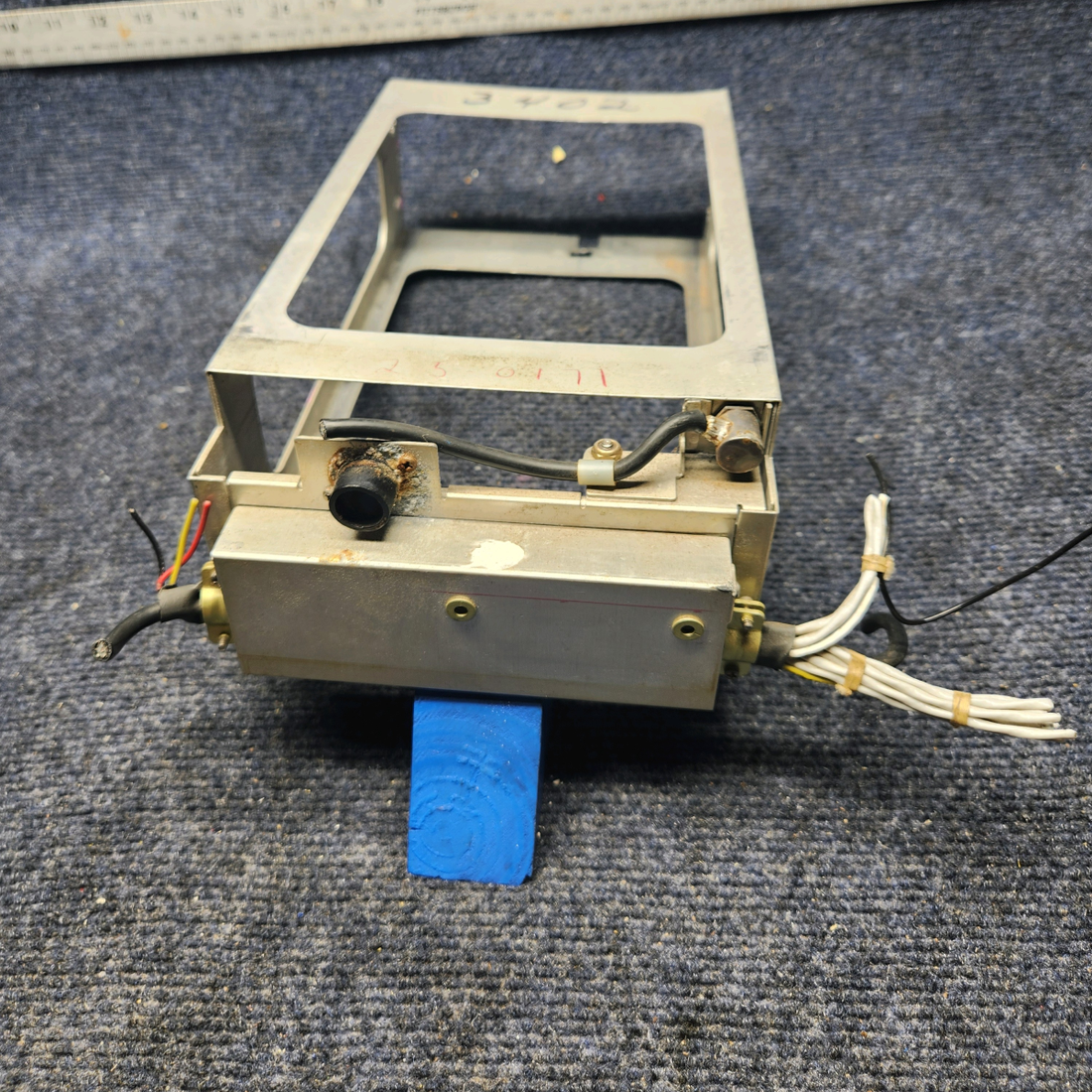 Used aircraft parts for sale, 066-4008-00 Bendix Mooney M20K KING KNS 80 VOR/LOC/DME/RNAV/GS MOUNT RACK TRAY