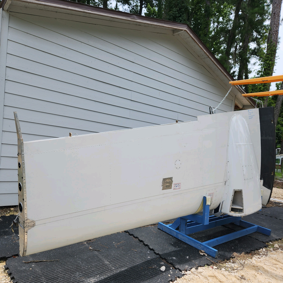 Used aircraft parts for sale, 96-110005-610 BEECHCRAFT 95-55B RH WING ASSY-"SEE PHOTOS FOR DETAIL" - SOLD COMPLETE OR PARTS OF WING.