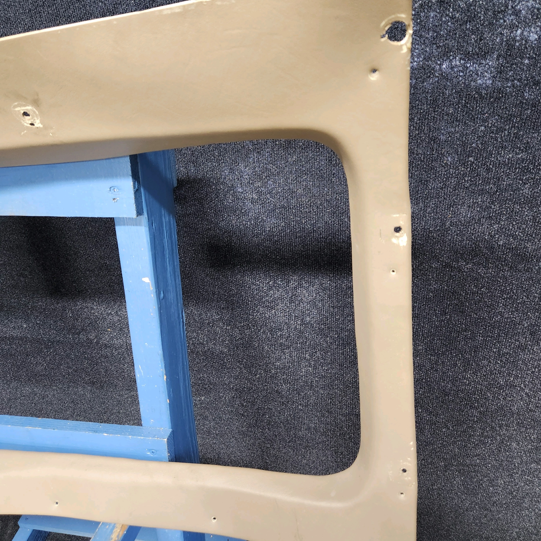 Used aircraft parts for sale, 169-534092-13 Beechcraft C23 SUNDOWNER MOLDING 2ND AND 3RD WINDOW LEFT SIDE