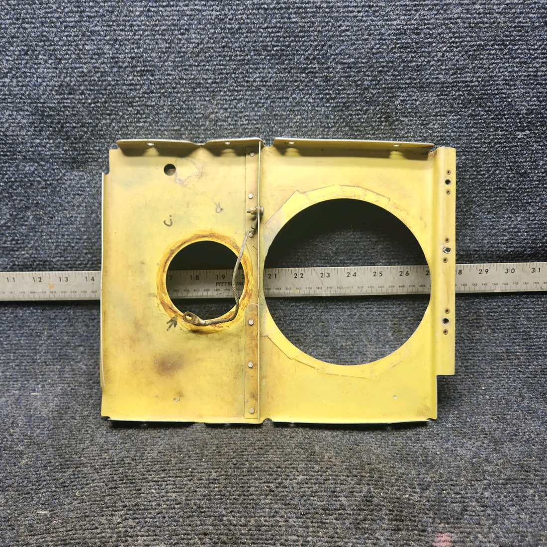Used aircraft parts for sale, 000-110155-5 Beechcraft F33A FUEL CELL LINER SUPPORT