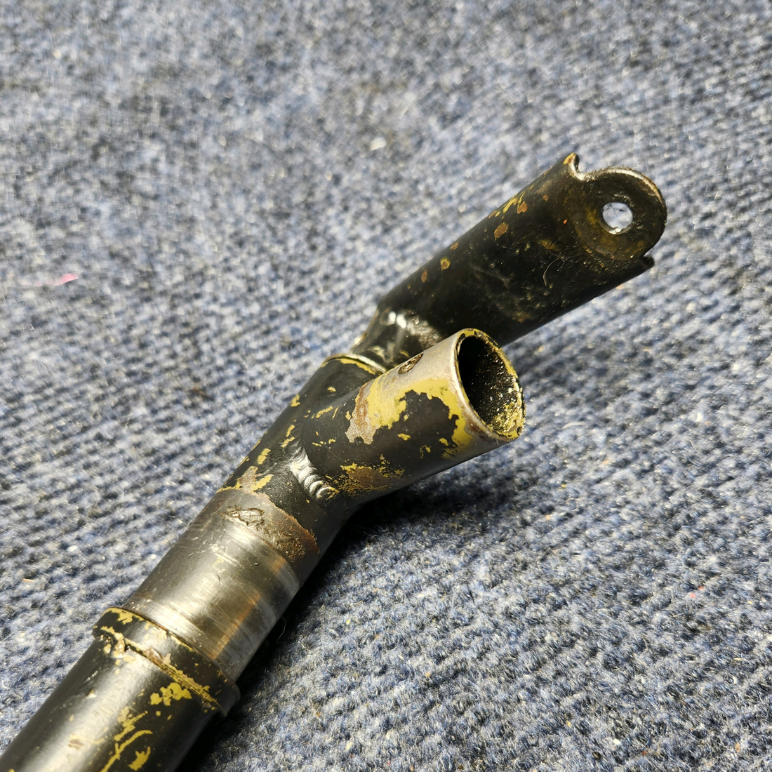 Used aircraft parts for sale, 2467001-2 CESSNA C172RG BAR WELD ASSY RUDDER CO-PILOT / RH