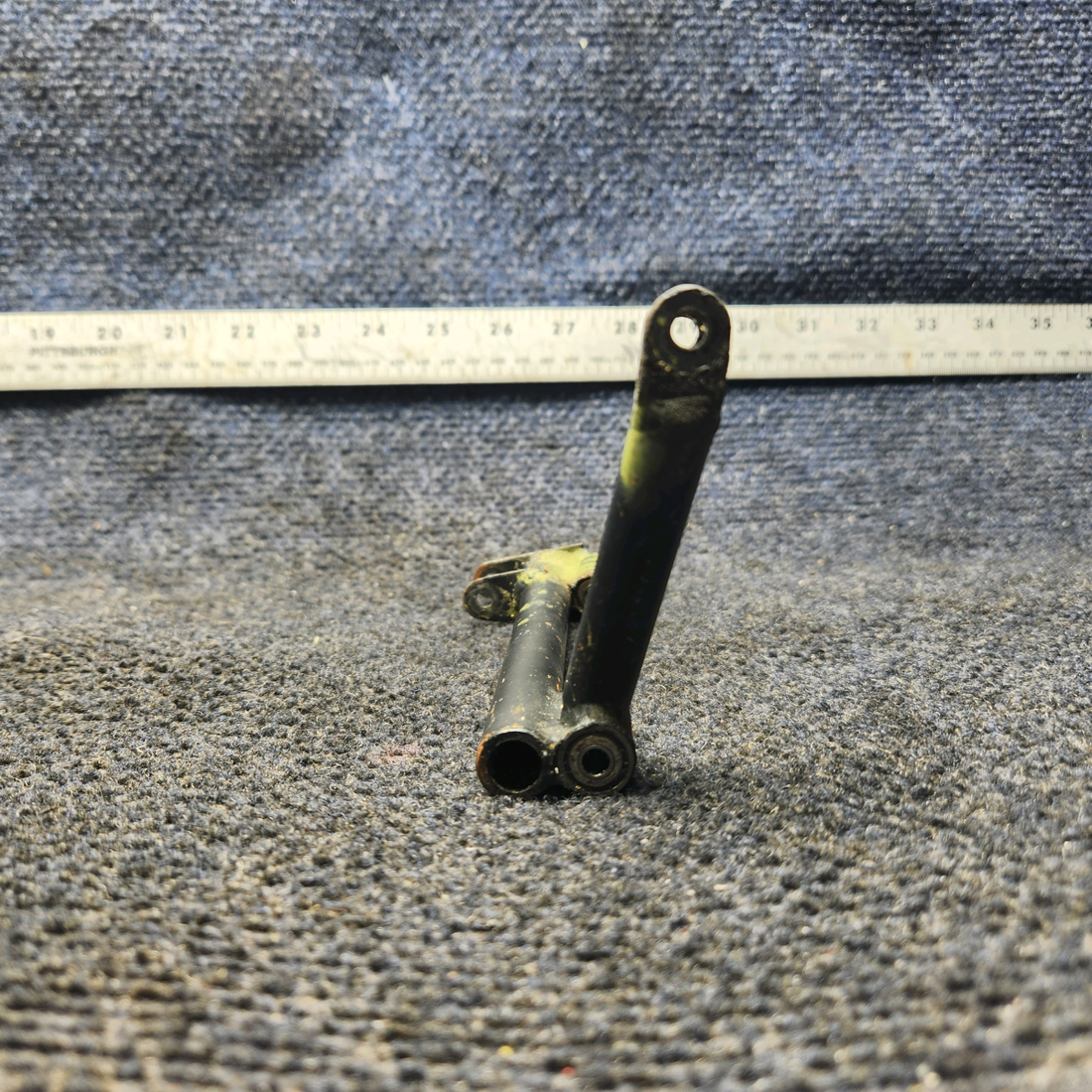 Used aircraft parts for sale, 730019-001 Mooney M20J Aileron Bellcrank Assembly