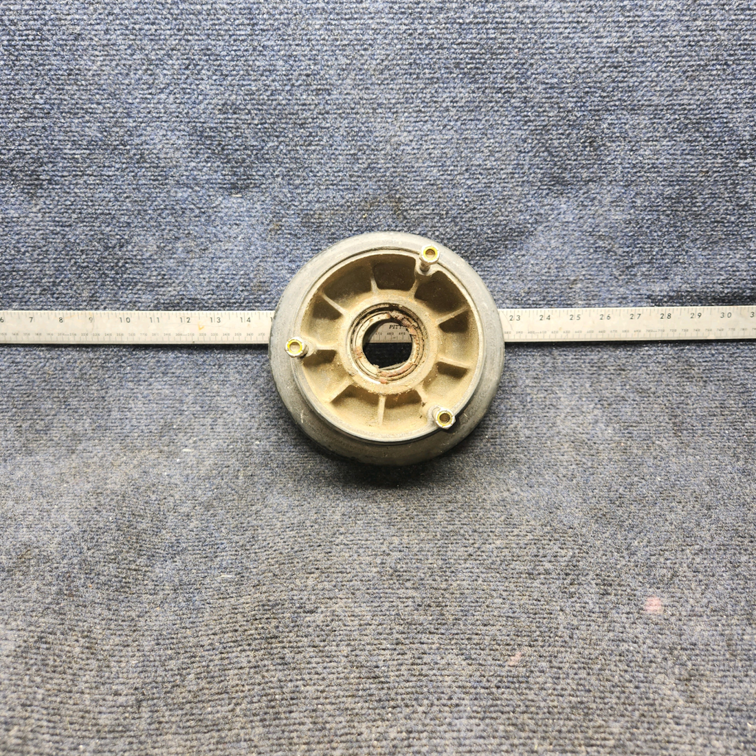 Used aircraft parts for sale, 40-86 Cleveland CESSNA C172RG 6.00-6 OUTER WHEEL HALF "SANDBLASTED"