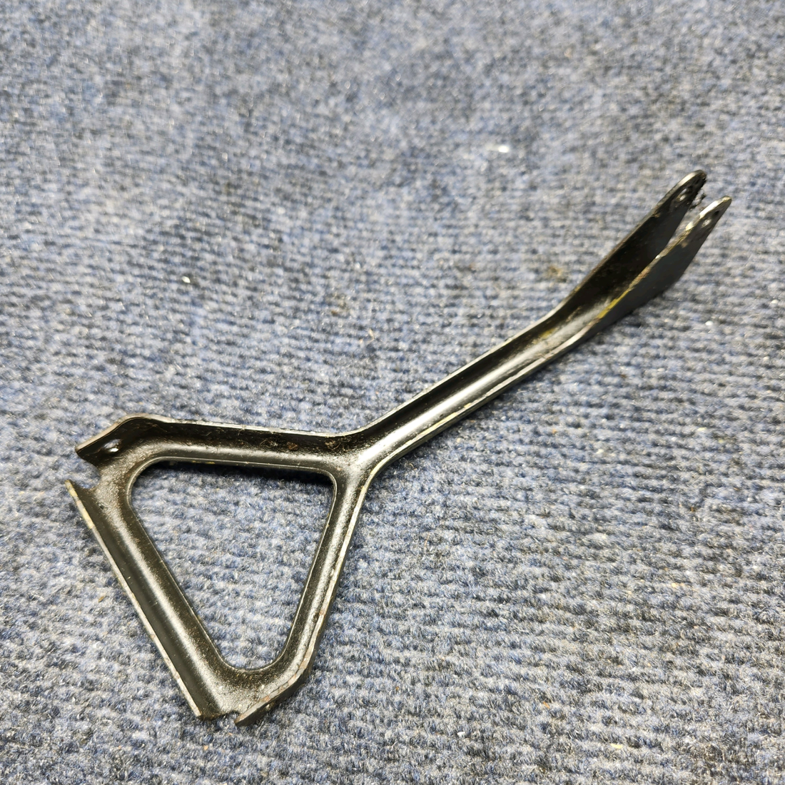 Used aircraft parts for sale, 0411564-3 Cessna CESSNA C172RG RUDDER PEDAL ARM