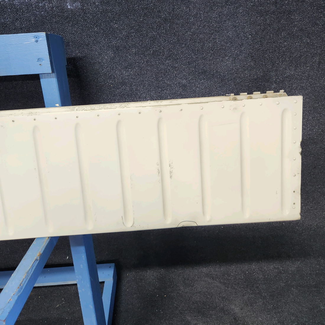 Used aircraft parts for sale, 66767-001 Piper PA32RT-300 AILERON ASSEMBLY RH "SEE PHOTOS DETAIL"