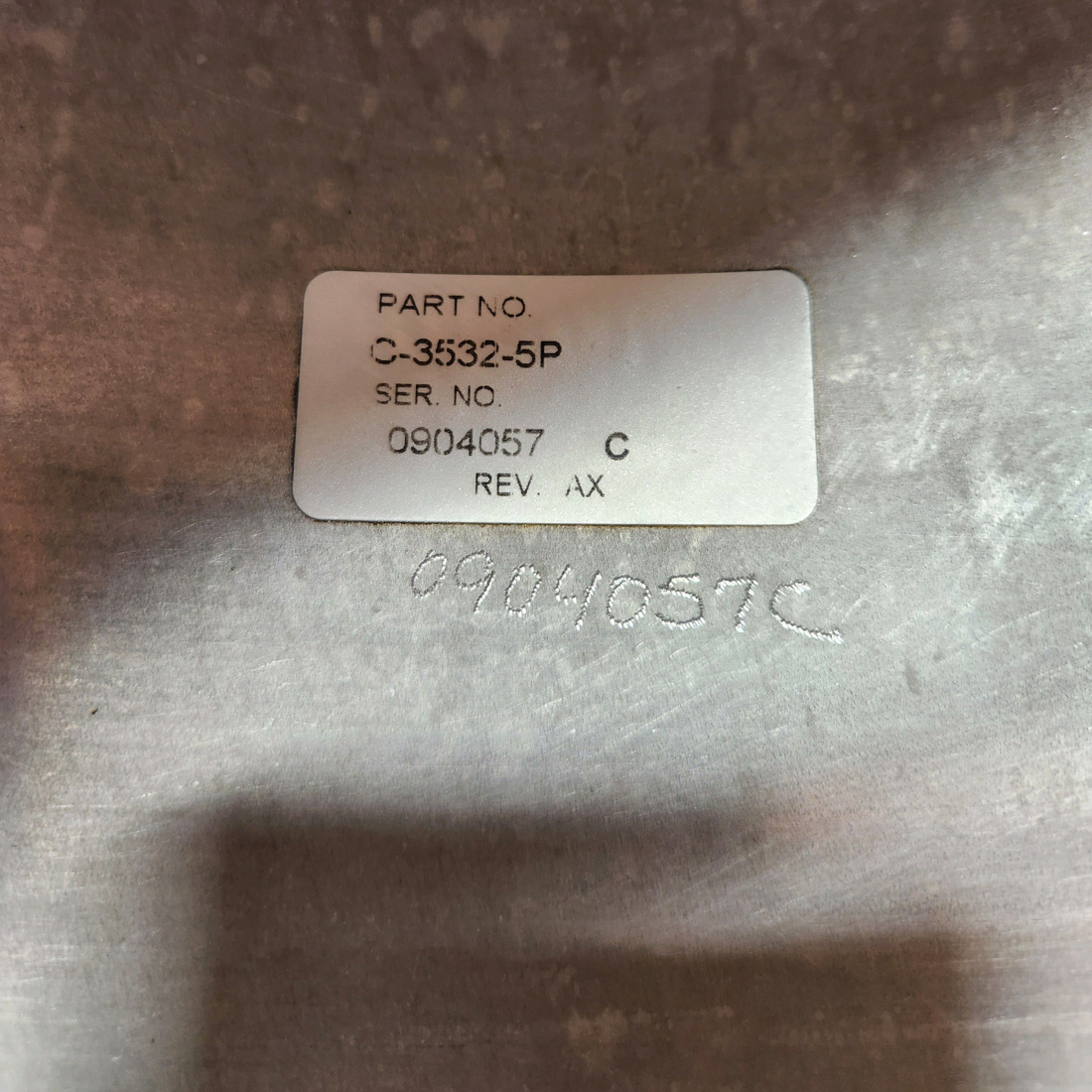Used aircraft parts for sale, C3532-5P Beechcraft F33A HARTZELL 3 BLADE SIMITAR SPINNER DOME (60 HRS SINCE NEW)