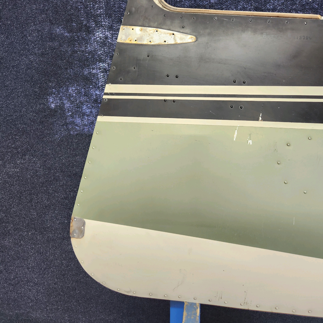 Used aircraft parts for sale, 0511460-49 CESSNA 172K LH CABIN DOOR STRUCTURE