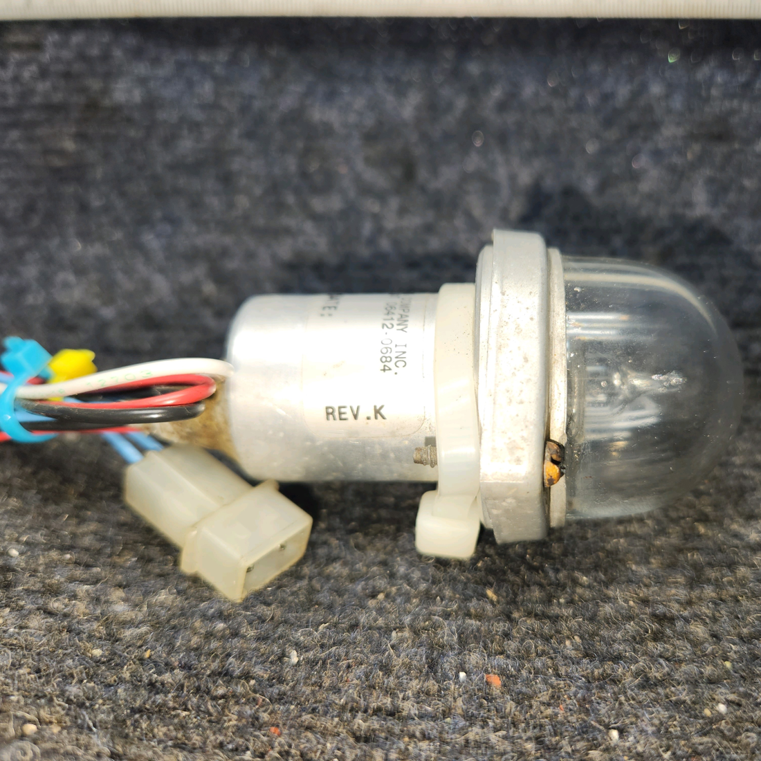 Used aircraft parts for sale, 02‑0350034‑00 WHELEN A506 Mooney M20J Strobe Light Flash Tube Assembly