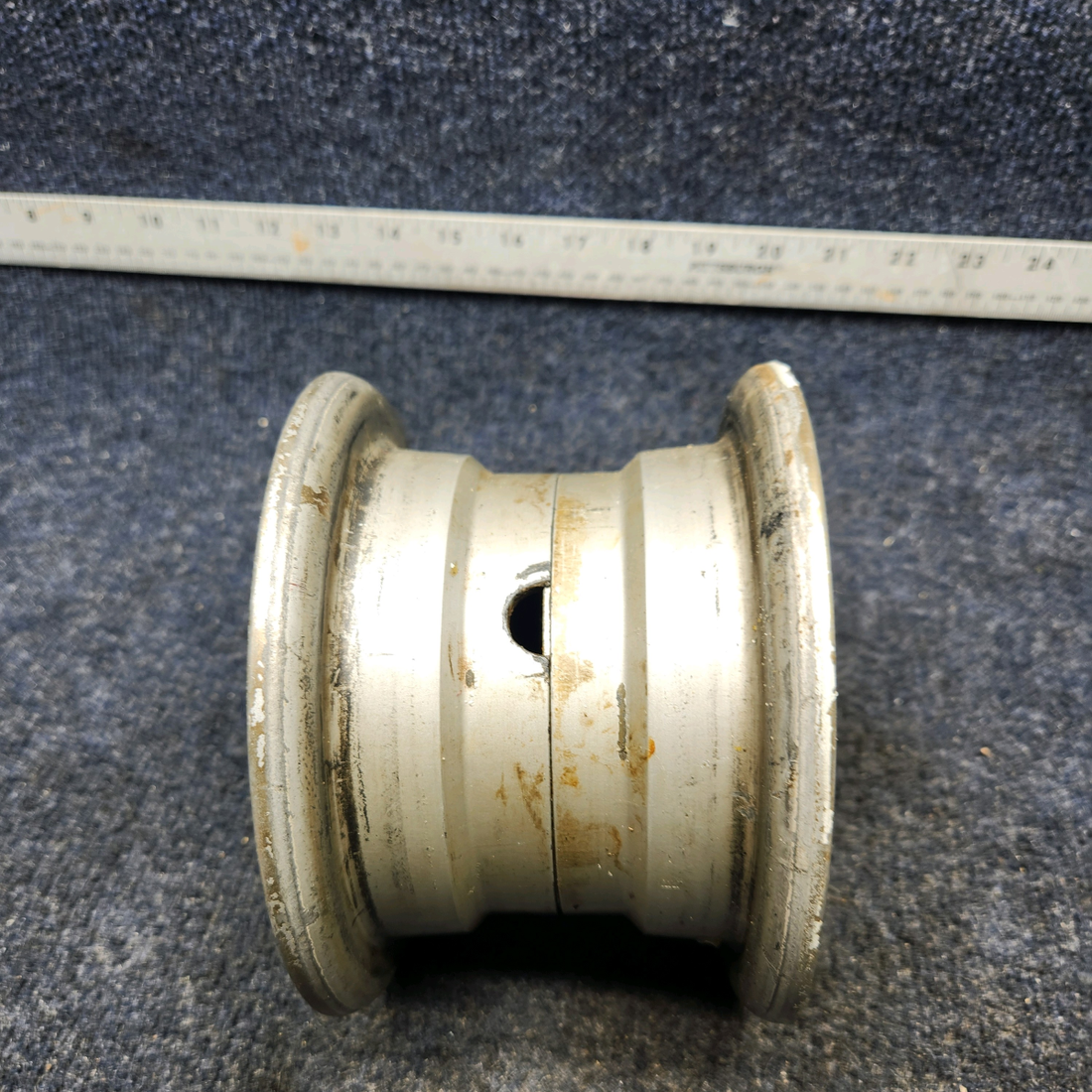 Used aircraft parts for sale, 40-77G Piper PA32RT-300 CLEVELAND NOSE WHEEL ASSEMBLY 5.00-5