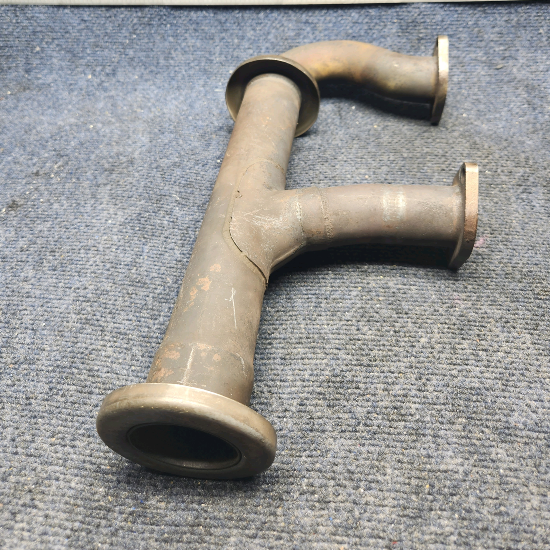 Used aircraft parts for sale, 642220-102, 642220-104 Mooney M20K AFT EXHAUST RISER RH WITH PROBE HOLE CYL 2 AND CYL 4.
