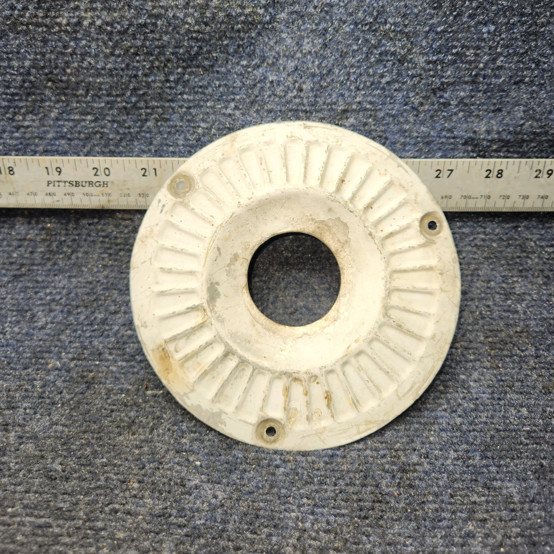 Used aircraft parts for sale, 0743627-6 Cessna 172RG Cap Hub Nose