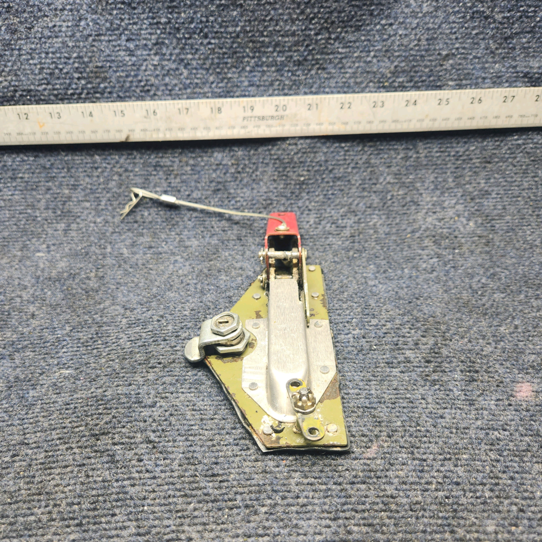 Used aircraft parts for sale, 350190-505 Mooney M20J BAGGAGE DOOR LATCH ASSEMBLY