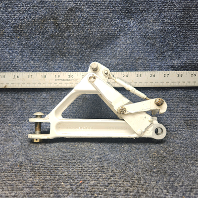 Used aircraft parts for sale, 67025-002 PIPER PA28RT-201 Main Gear Truss Link Assy w/Fitting