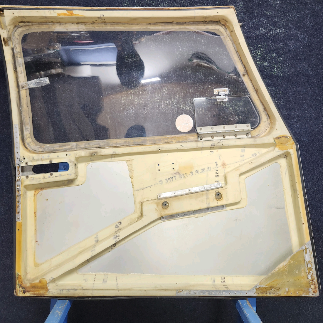 Used aircraft parts for sale, 169-420036-619 Beechcraft C23 SUNDOWNER LH DOOR ASSY