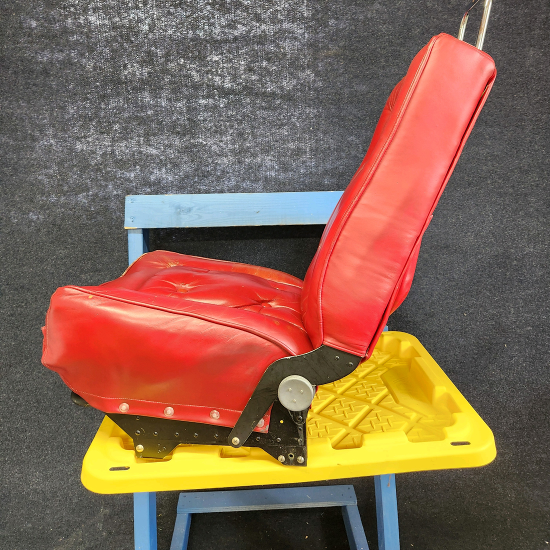 Used aircraft parts for sale, 140153-509 Mooney M20J M20J PILOT OR CO-PILOT SEAT