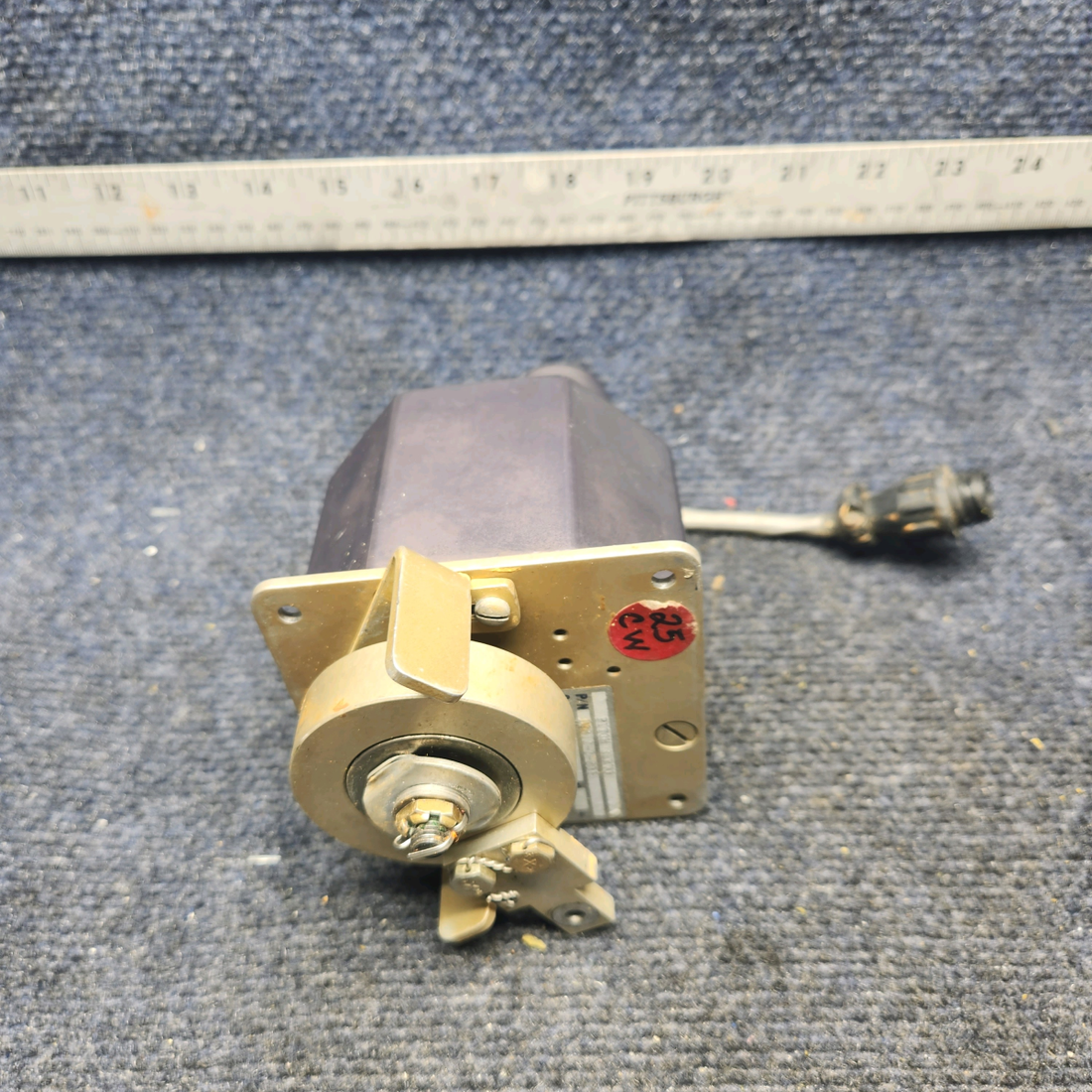 Used aircraft parts for sale, 1C812-2-801 Mooney M20K EDO-AIRE AUTOPILOT PITCH SERVO ASSEMBLY