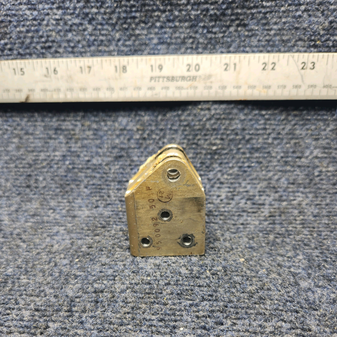 Used aircraft parts for sale, 950092-501 Mooney M20J LUG ENGINE RETRACT