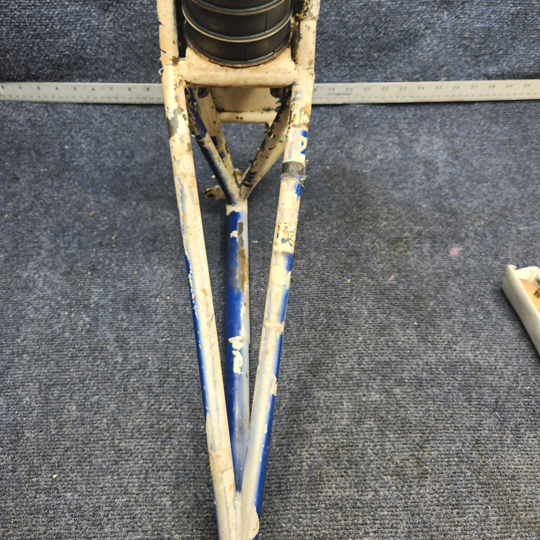 Used aircraft parts for sale, 520022-9501 Mooney M20K MAIN GEAR STRUT ASSEMBLY LH