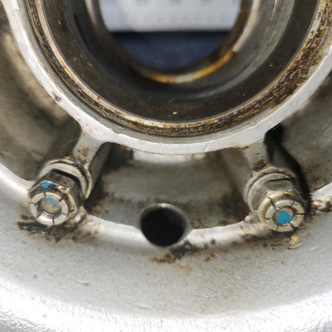 Used aircraft parts for sale, 60-8003-5 BF Goodrich varios Piper, Cessna, Beech, Mooney 6.00-6 Nose Gear Wheel Assembly