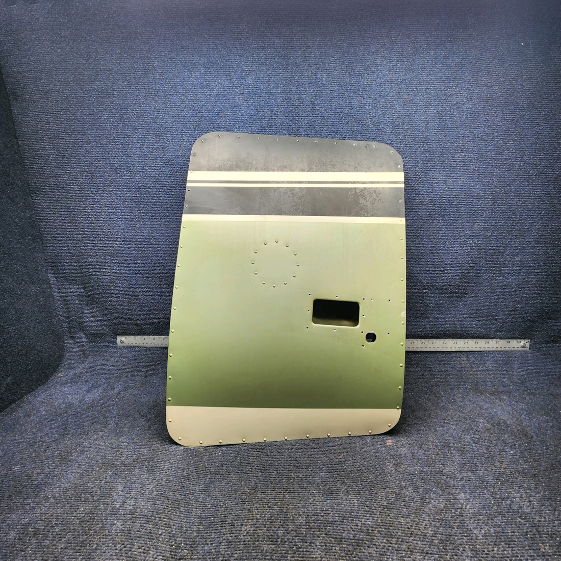 Used aircraft parts for sale, 0717000-1 CESSNA 172K BAGGAGE DOOR ASSEMBLY