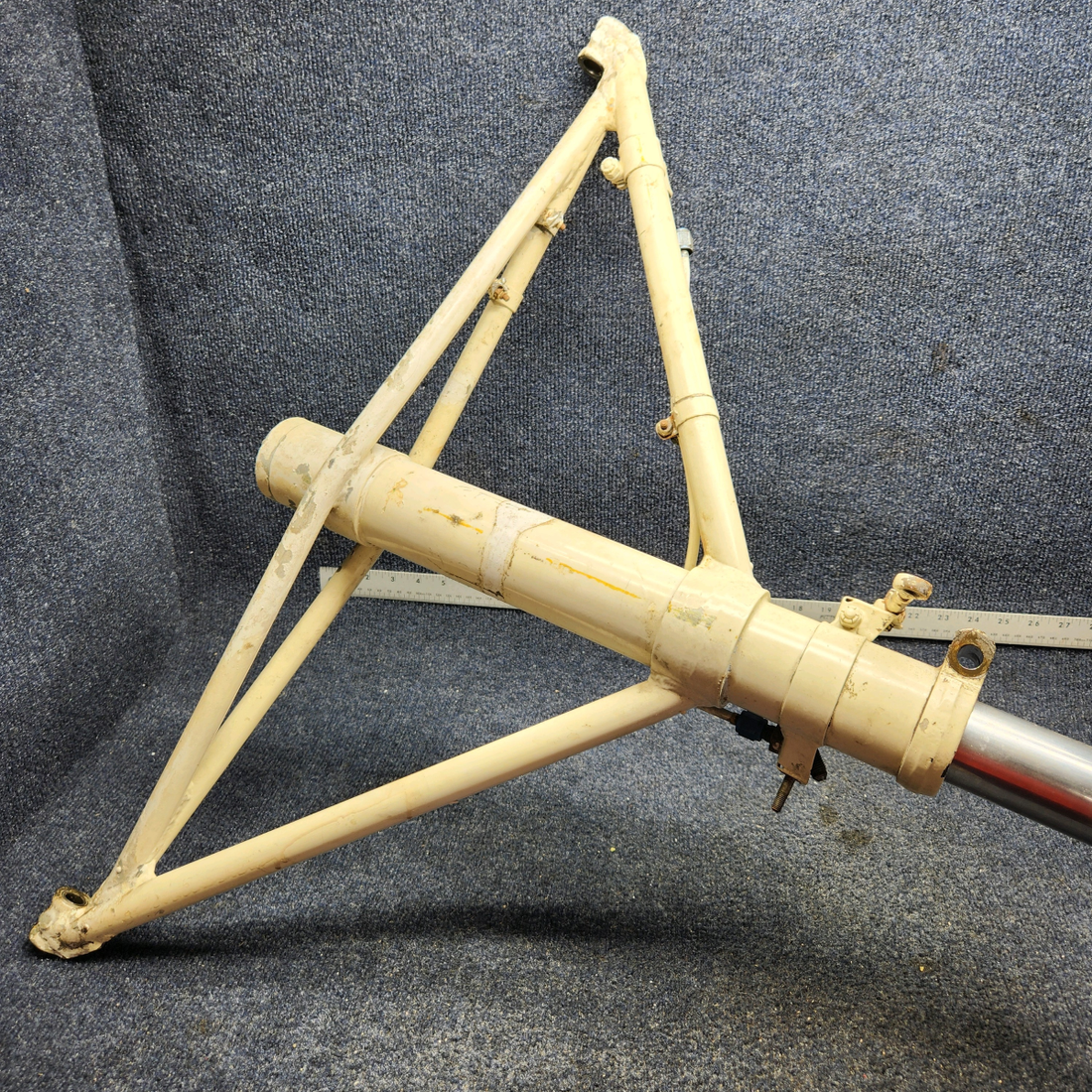 Used aircraft parts for sale, 45-815201-603 BEECHCRAFT F35 LANDING GEAR SHOCK ABSORBER ASSY RH