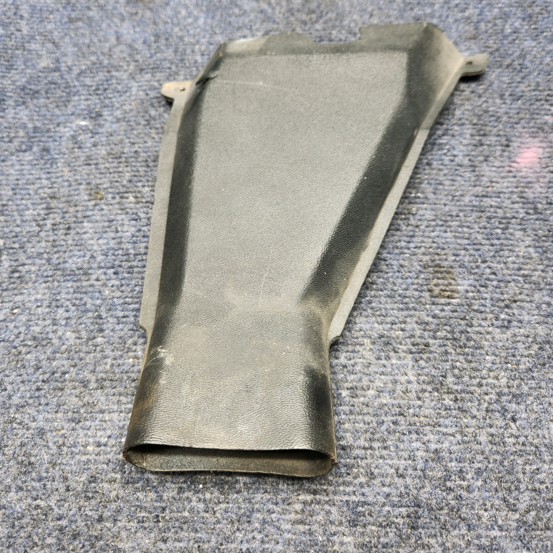 Used aircraft parts for sale, 2413049-1 Cessna CESSNA C172RG HEATER OUTLET ASSEMBLY LH-HAVE A CRACK