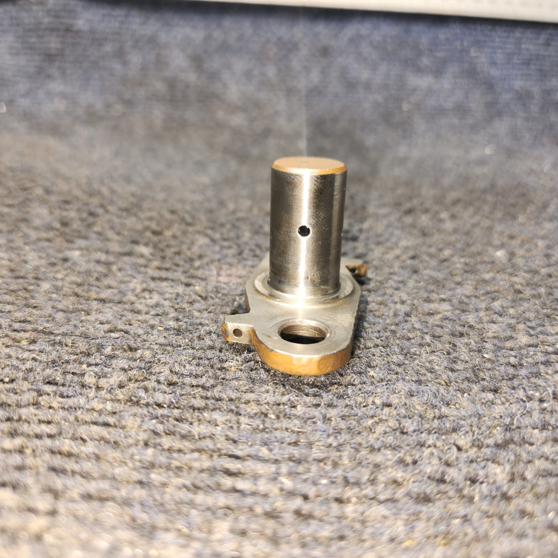 Used aircraft parts for sale, LW-13796 Lycoming O-320 Piper PA28-161 Crankshaft Idler Gear Shaft