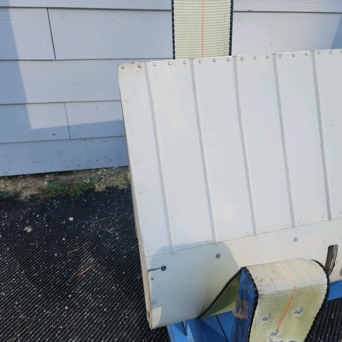 Used aircraft parts for sale, 0523901-38 CESSNA 172K FLAP ASSEMBLY RH "SEE PHOTOS FOR DETAILS"