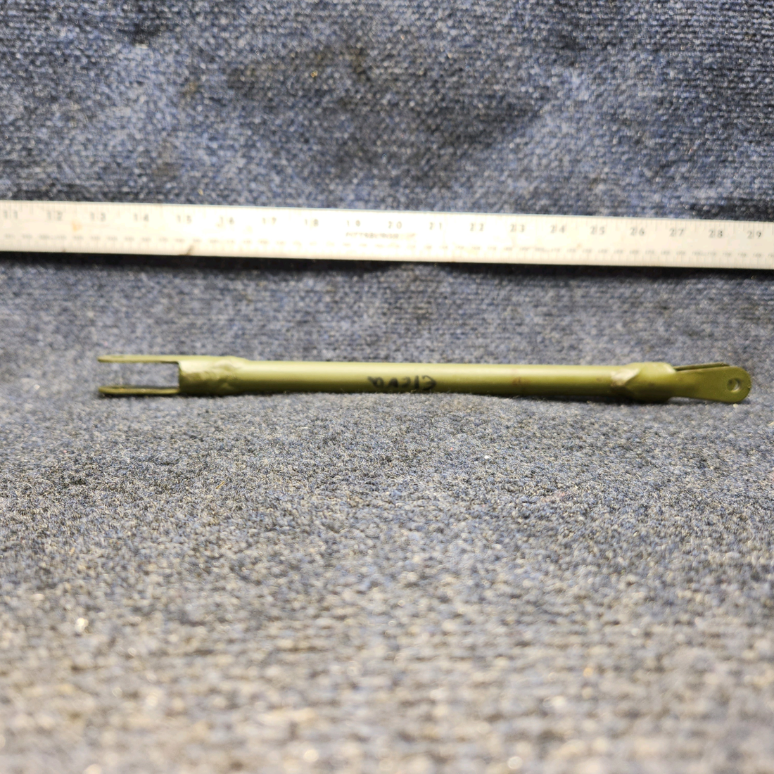 Used aircraft parts for sale, 0510161-12 CESSNA 172K ELEVATOR TUBE TO BELLCRANK FORWARD