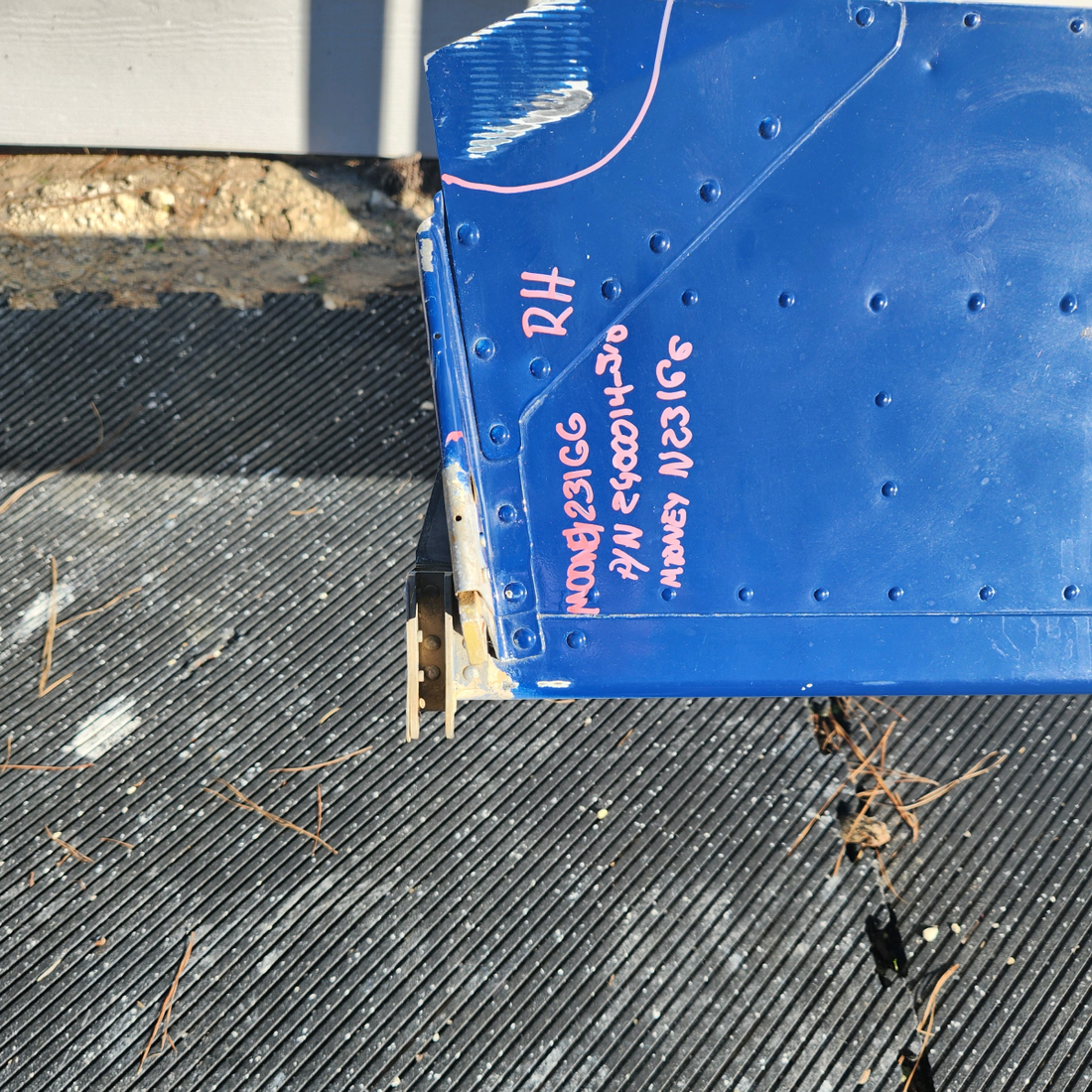 Used aircraft parts for sale, 240014-510 Mooney M20K FLAP ASSEMBLY RH "SEE PHOTOS FOR DETAILS"