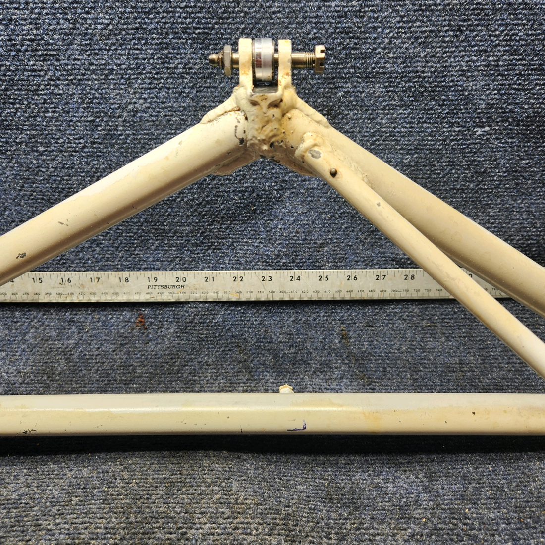 Used aircraft parts for sale, 35-815155-610 Beechcraft F33A MAIN GEAR RETRACT BRACE ASSEMBLY LH