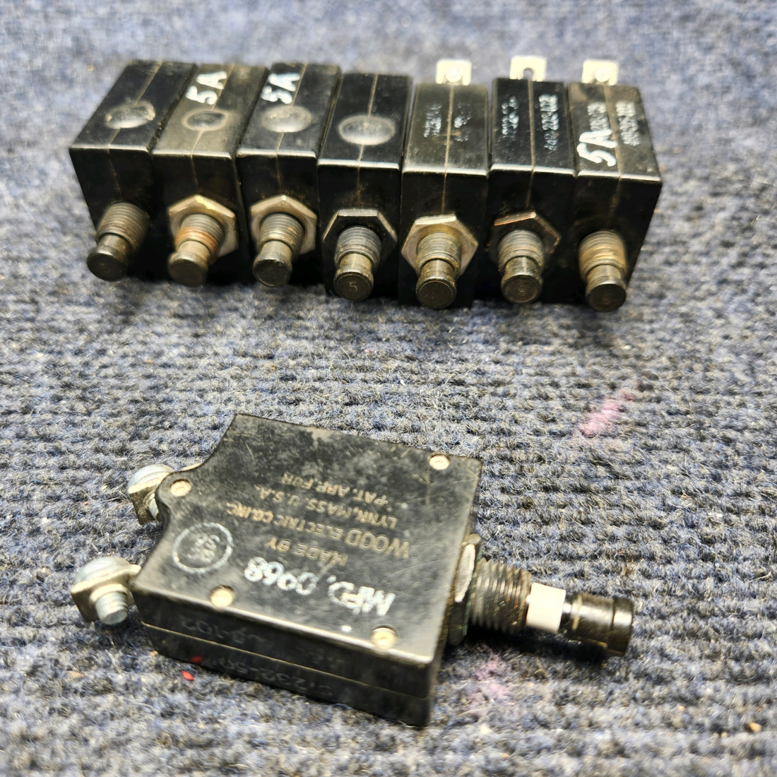 Used aircraft parts for sale, S1232-505 Wood Electric PUSH TO RESET CIRCUIT BREAKER 5A "PRICE PER EACH"