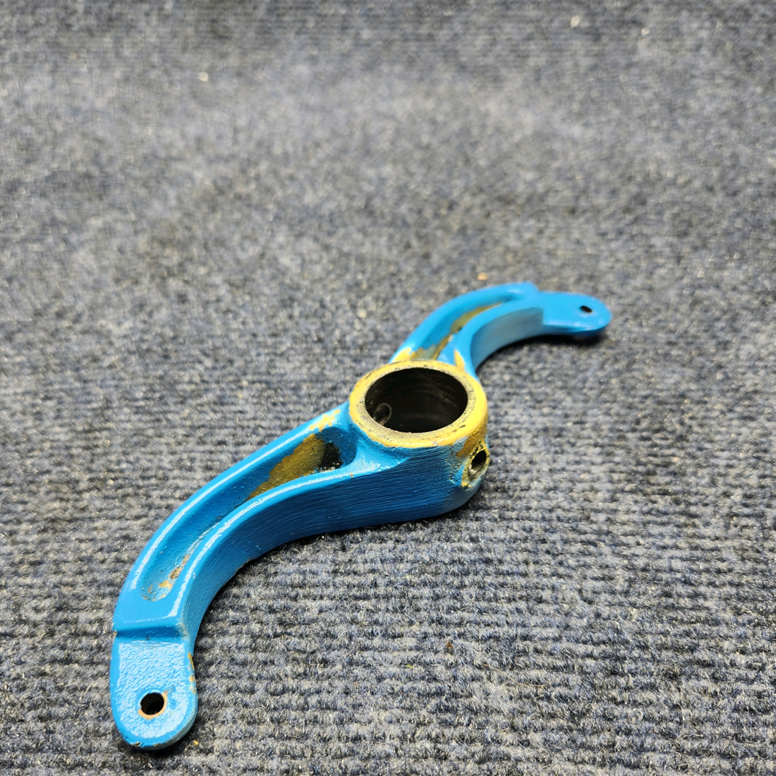 Used aircraft parts for sale, 169-640011-1 Beechcraft C23 SUNDOWNER ARM - RUDDER CONTROOL