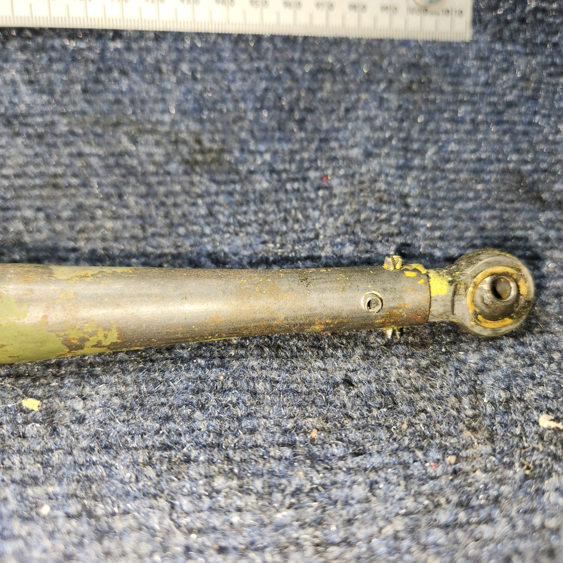 Used aircraft parts for sale, 915029-000 Mooney M20J Rudder Control Tube