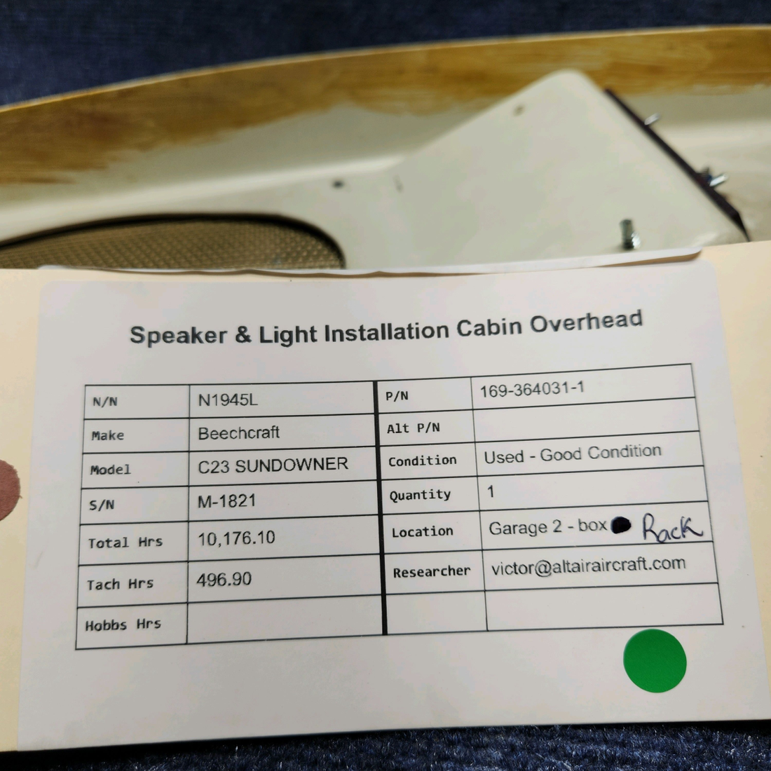 Used aircraft parts for sale, 169-364031-1 Beechcraft C23 SUNDOWNER SPEAKER & LIGHT INSTALLATION CABIN OVERHEAD