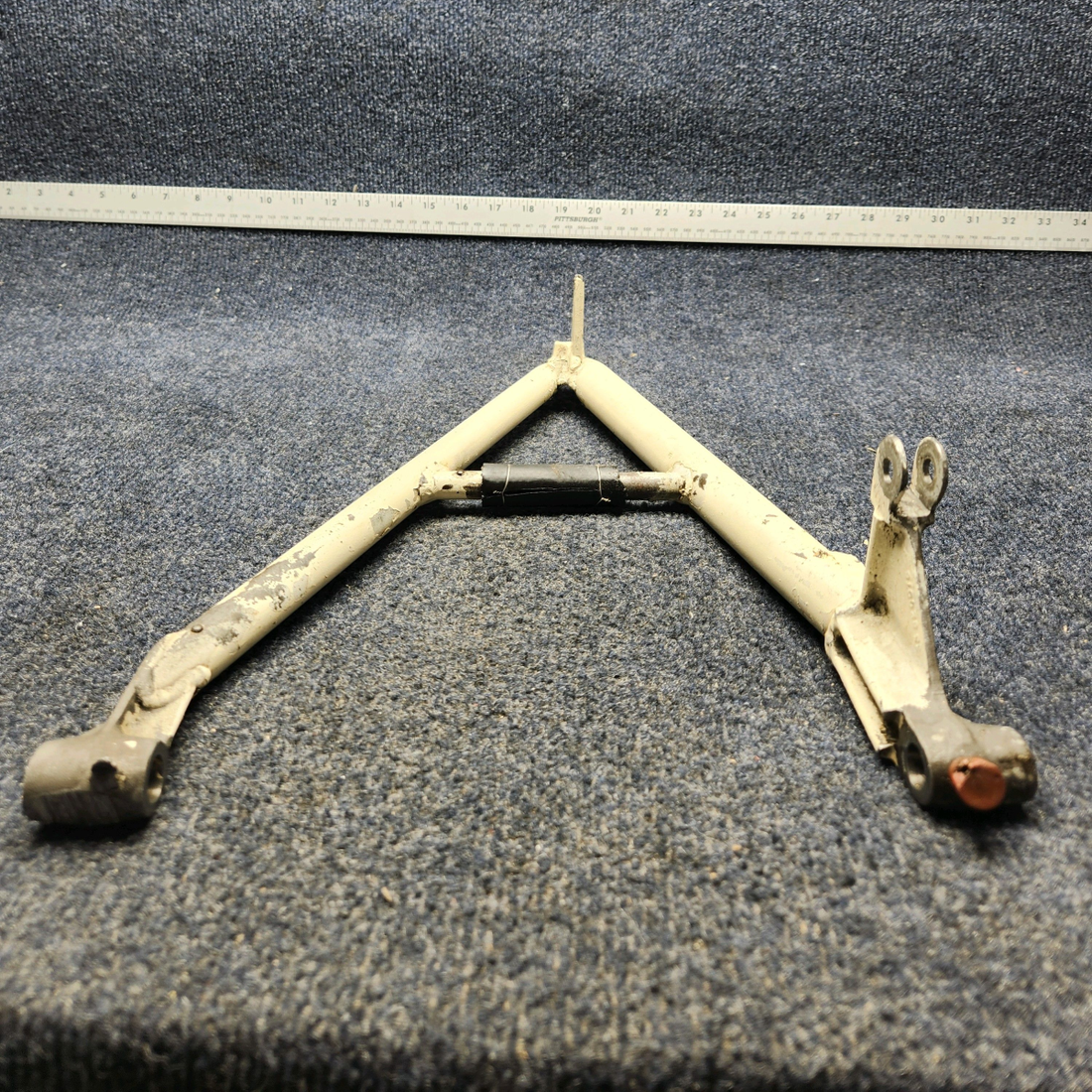Used aircraft parts for sale, 35-825072 BEECHCRAFT F35 NOSE GEAR RETRACT V BRACE UPPER