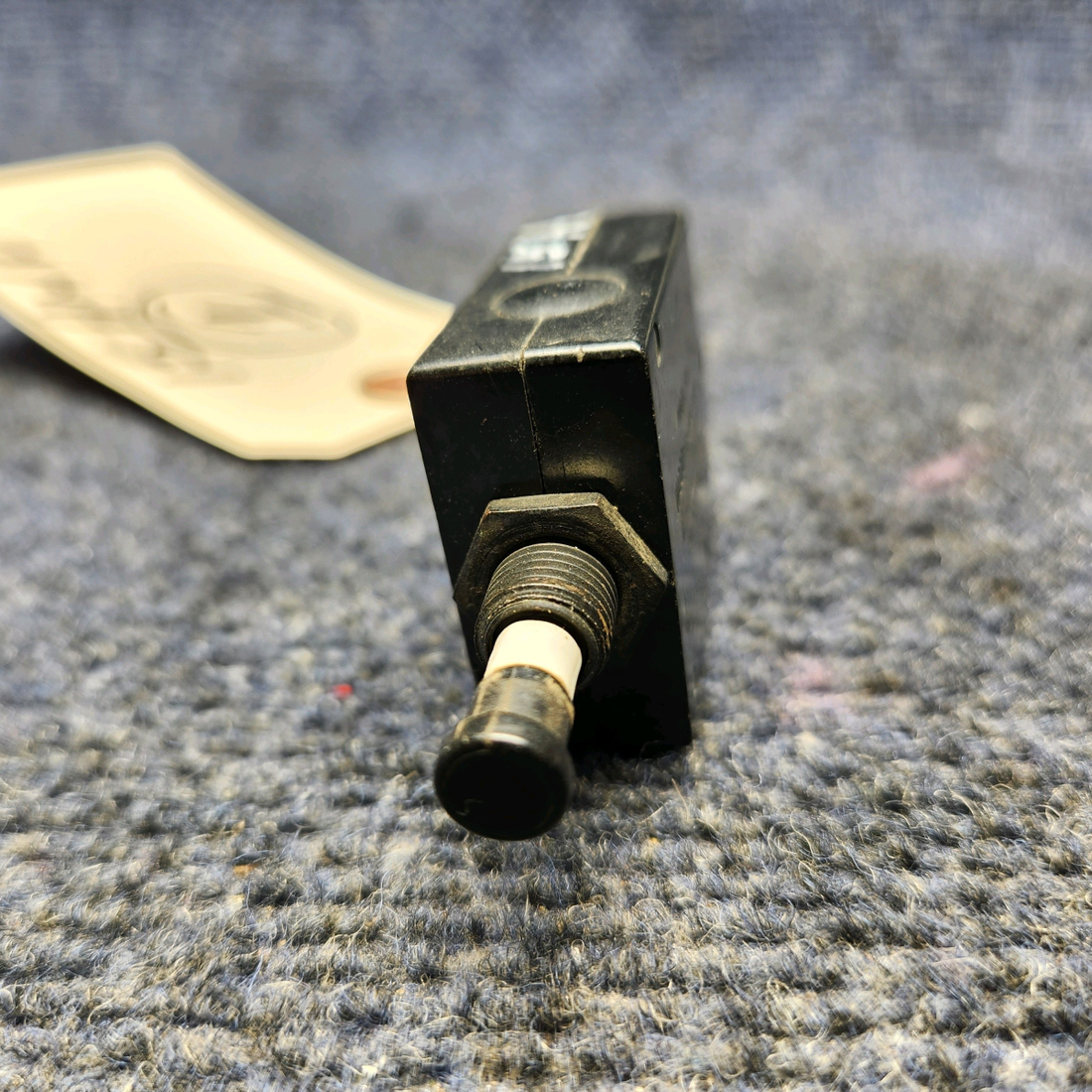 Used aircraft parts for sale, S1232-515 Wood Electric PUSH TO RESET CIRCUIT BREAKER 15A "PRICE PER EACH"