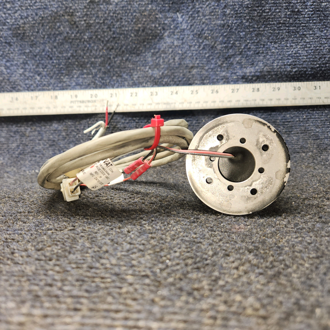 Used aircraft parts for sale, 01-0771080-51 WHELEN 7108051 Piper PA28-161 LED Beacon Light - Color Red