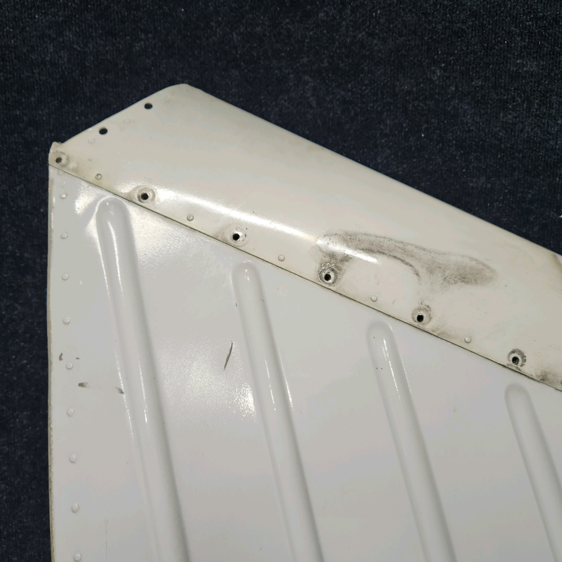 Used aircraft parts for sale, 66975-004 Piper PA28-161 Vertical fin