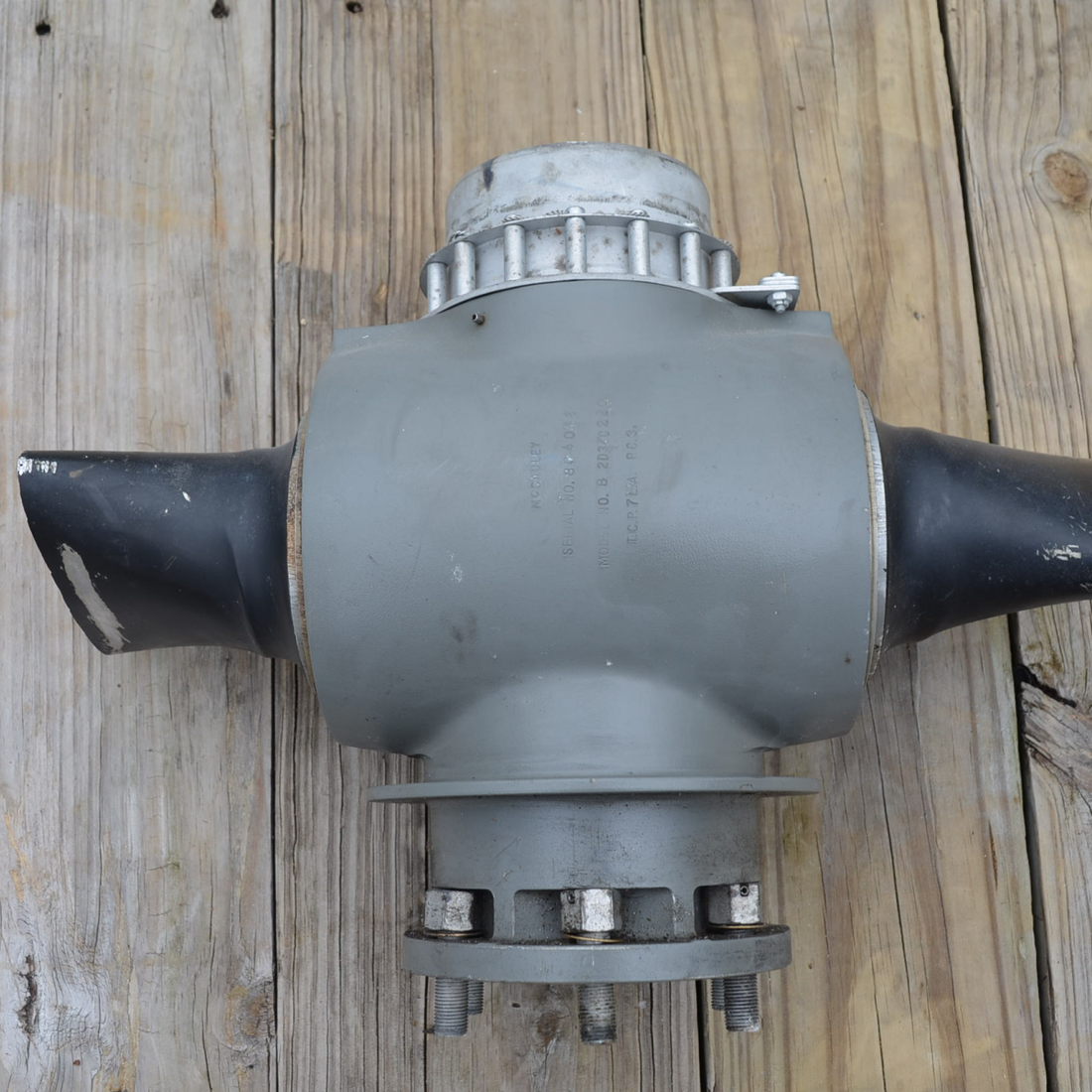 Used aircraft parts for sale, B2D34C220-B Cessna 172RG MCCAULEY - 2 BLADE PROPELLER (HUB PARTS ONLY SEE DETAILS)