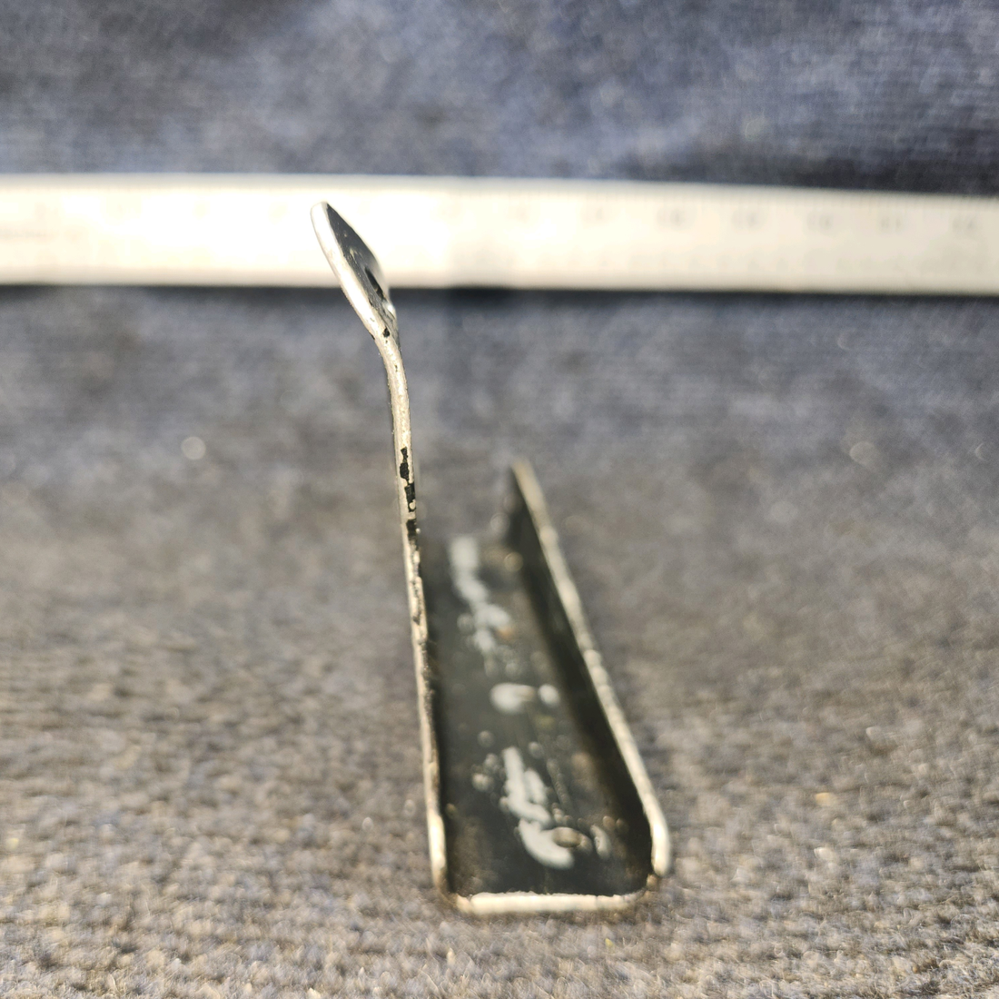 Used aircraft parts for sale, 69318-000 Piper PA28-161 Rudder Trim Channel Bracket