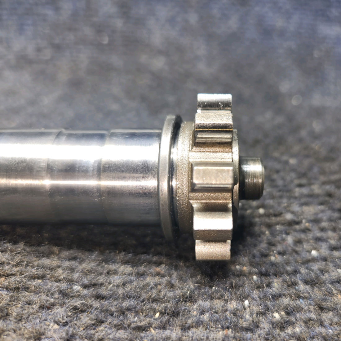 Used aircraft parts for sale, 72970 Lycoming O-320 Piper PA28-161 Vacuum Pump Drive - Gear Assembly