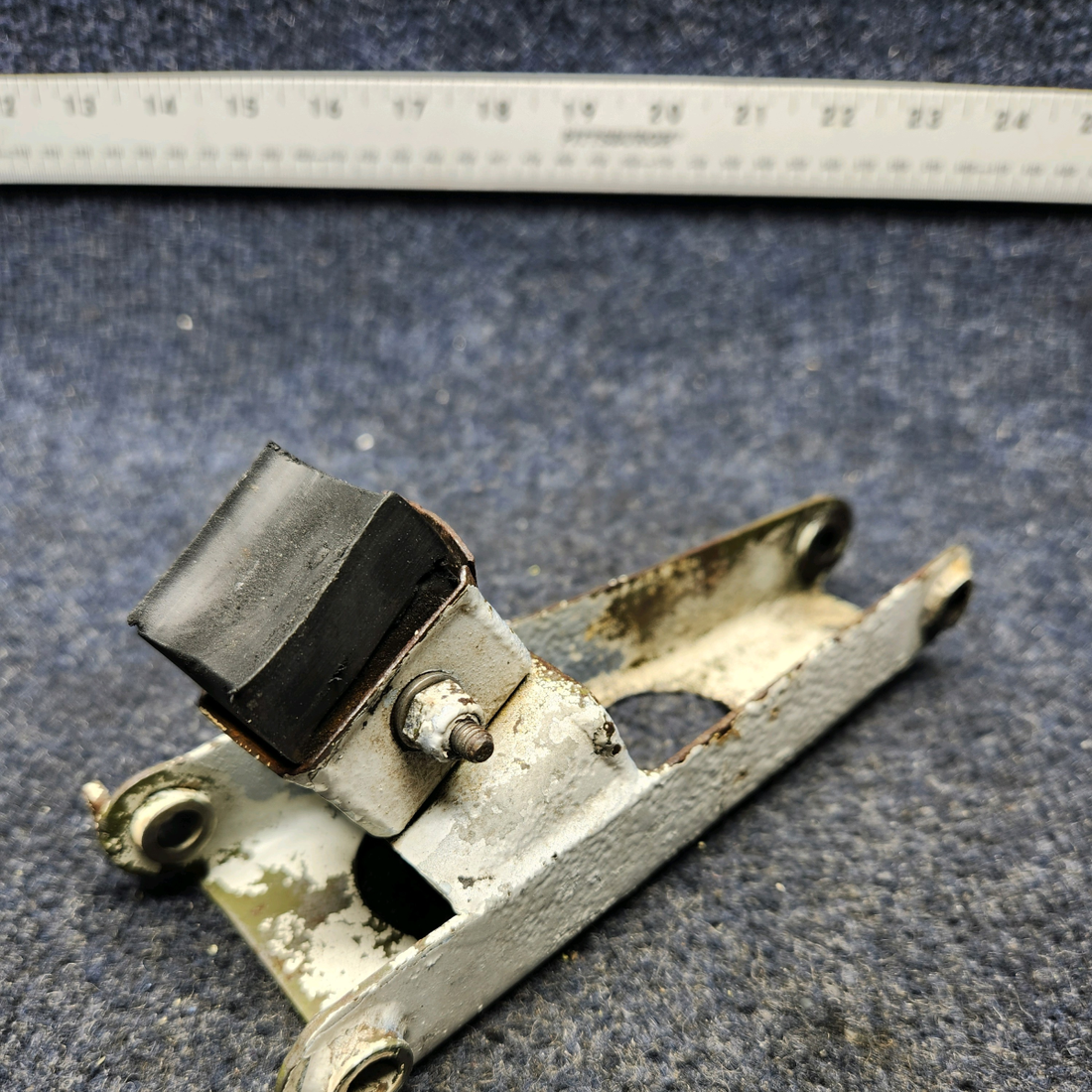 Used aircraft parts for sale, 13074-003 PIPER PA28-140 NOSE GEAR TORQUE LINK LOWER